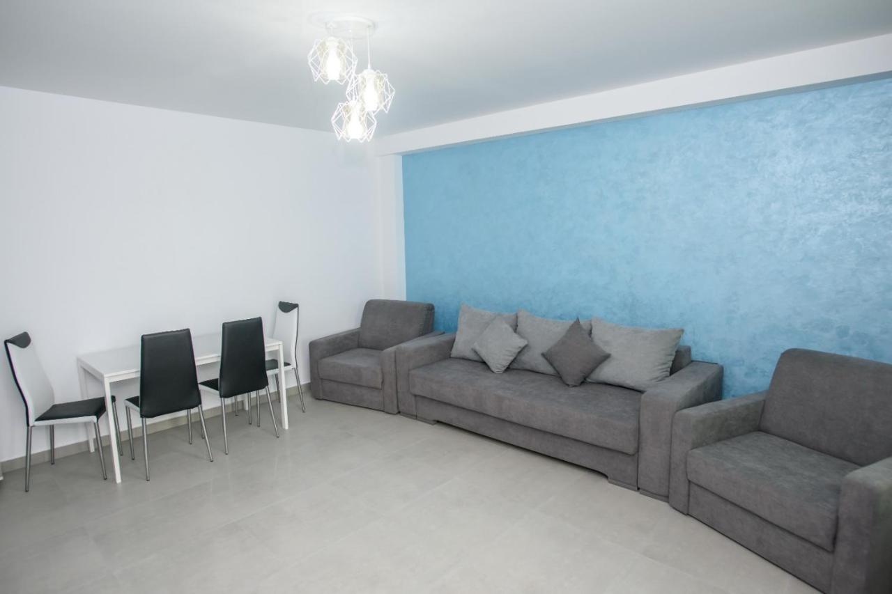 C&y Marco Apartment Mamaia