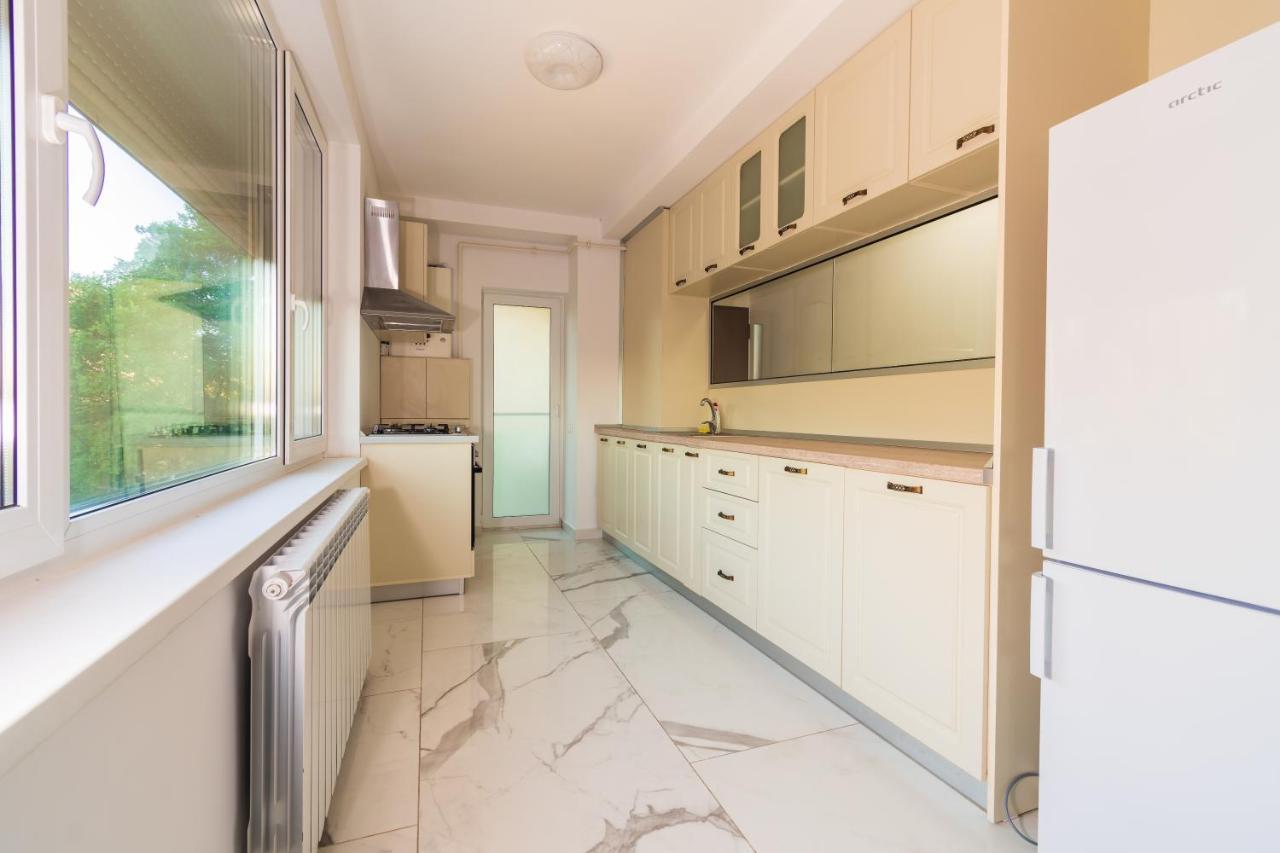 Apartment C&y Marco Mamaia