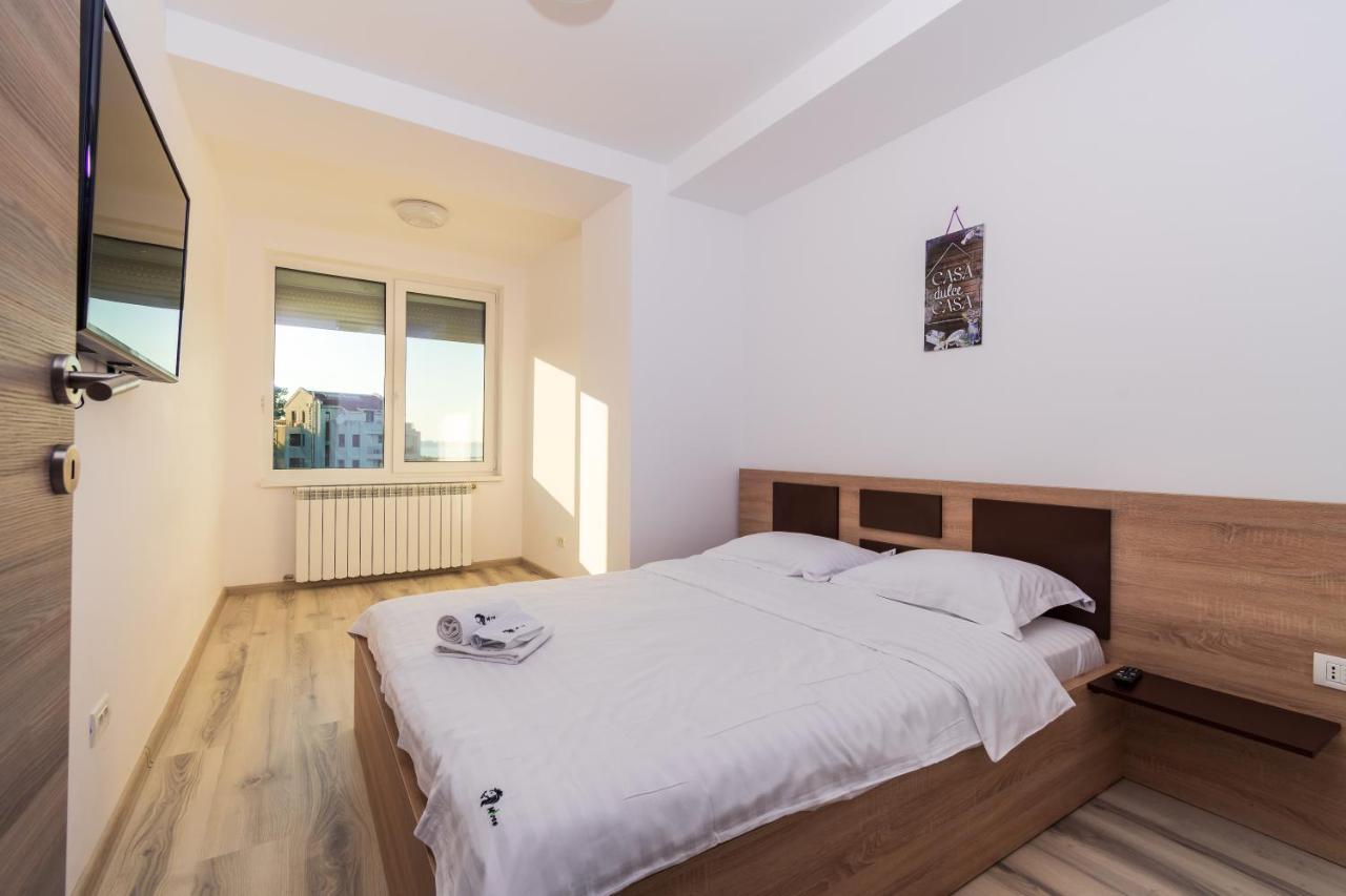 C&y Marco Apartment Mamaia